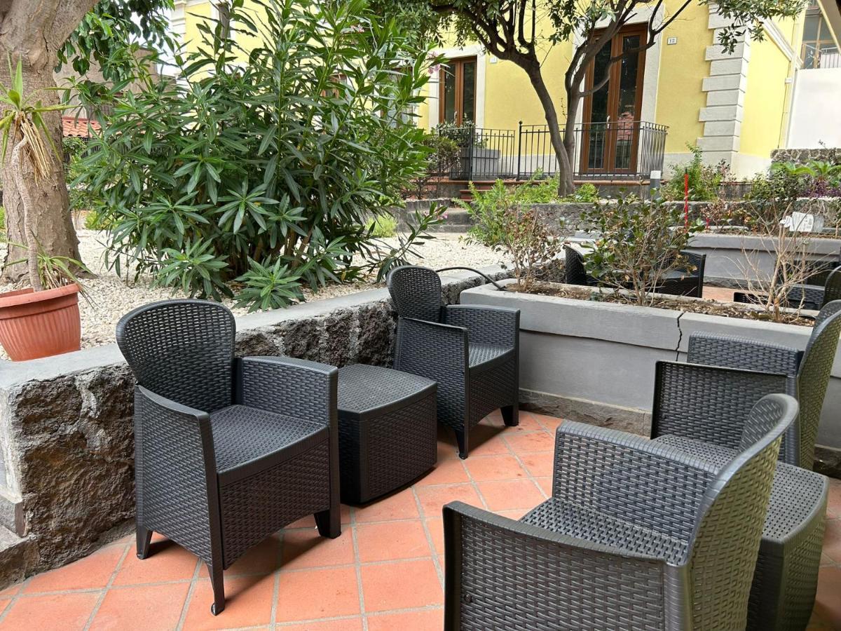 Li Cuti Apartments Catânia Exterior foto